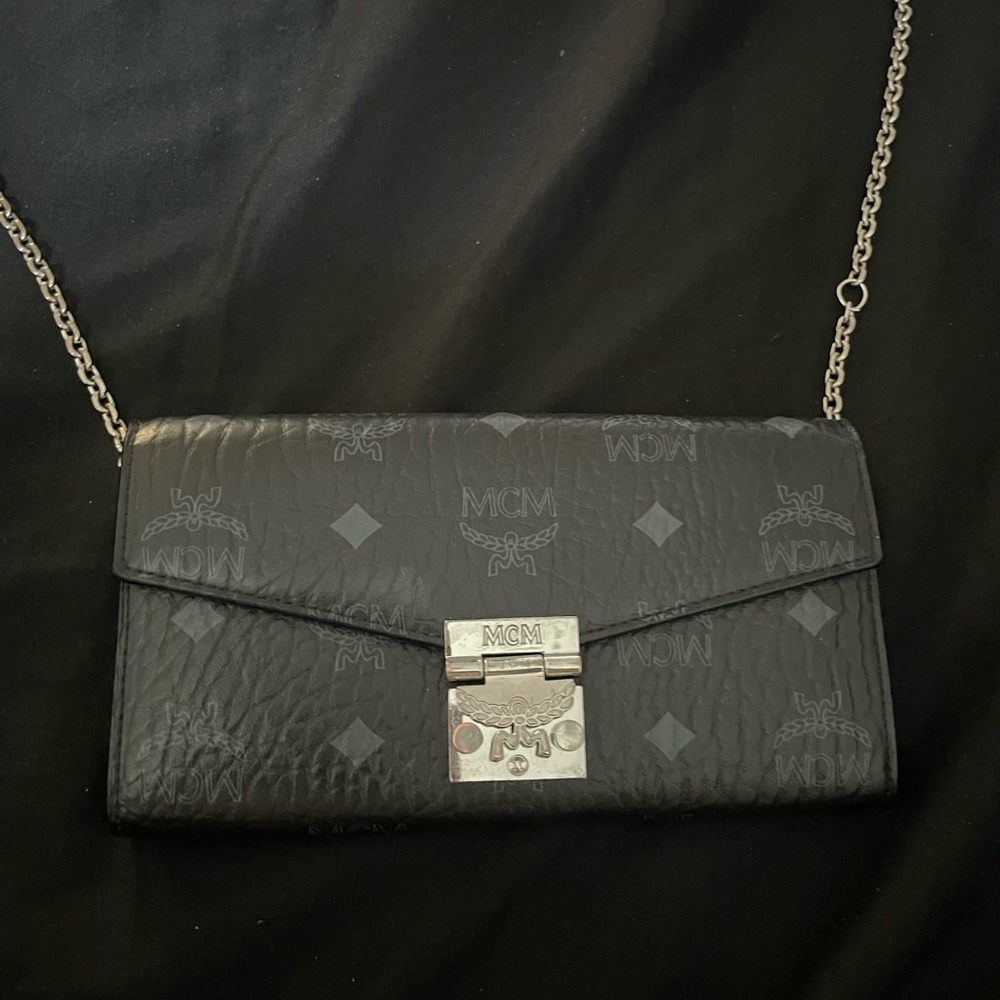 AUTHENTIC Black Mcm Crossbody Wallet purse